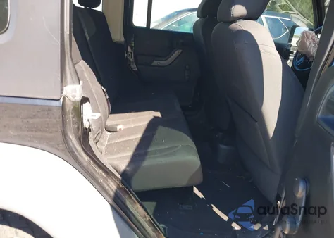 2017 Jeep Wrangler Unlimited Sport 4X4 from USA, damaged, VIN 1C4BJWDG4HL751662